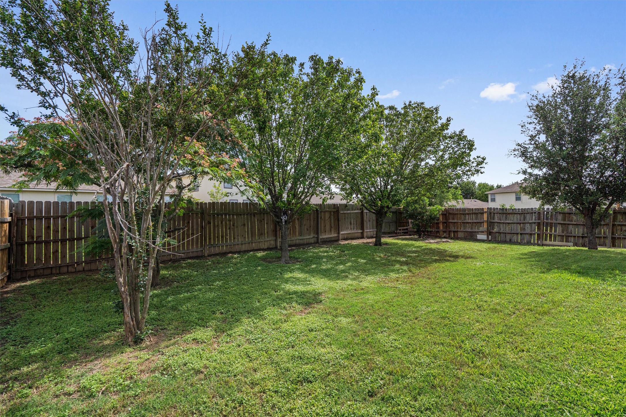 142 Jack Rabbit Lane Buda, TX 78610 - Photo 32 of 38