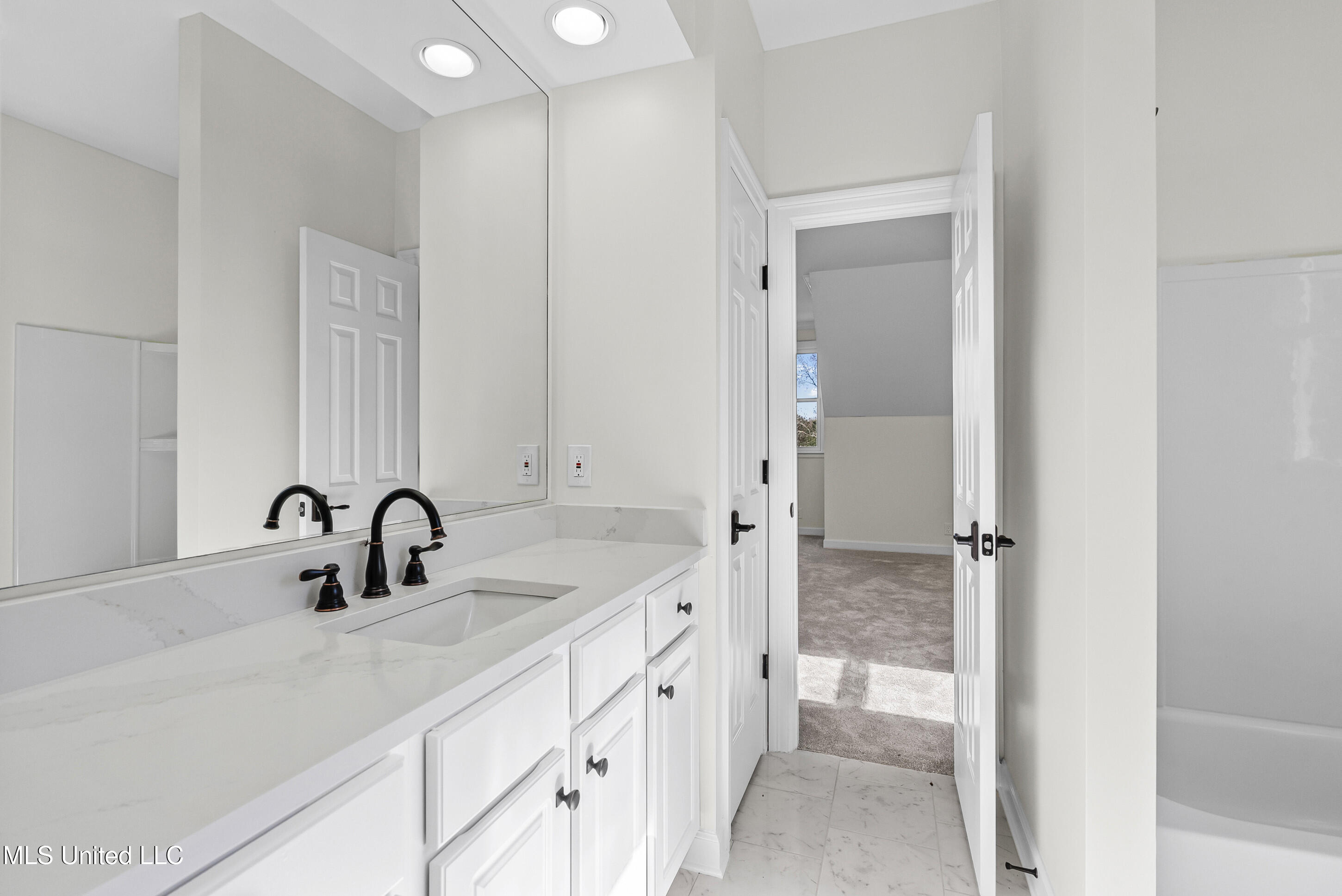 1594 Victoria Road Byhalia, MS 38611 - Photo 32 of 39 DSC01655_print