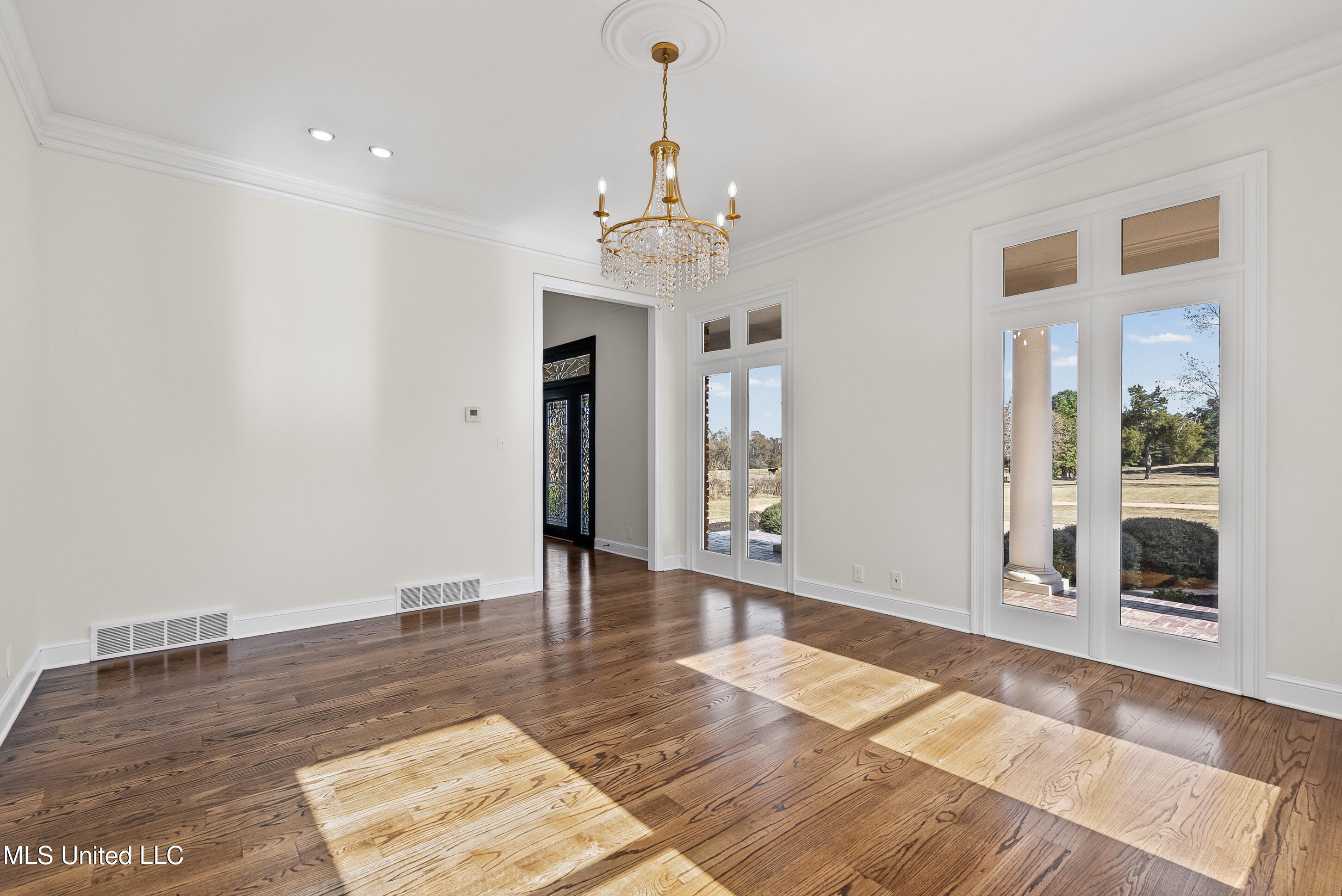 1594 Victoria Road Byhalia, MS 38611 - Photo 10 of 39 DSC01540_print