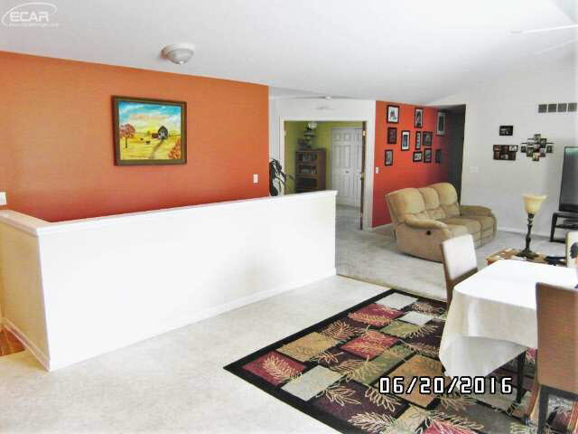 8038 Barden Road Davison, MI 48423 - Photo 8 of 35 21179678-7.JPG