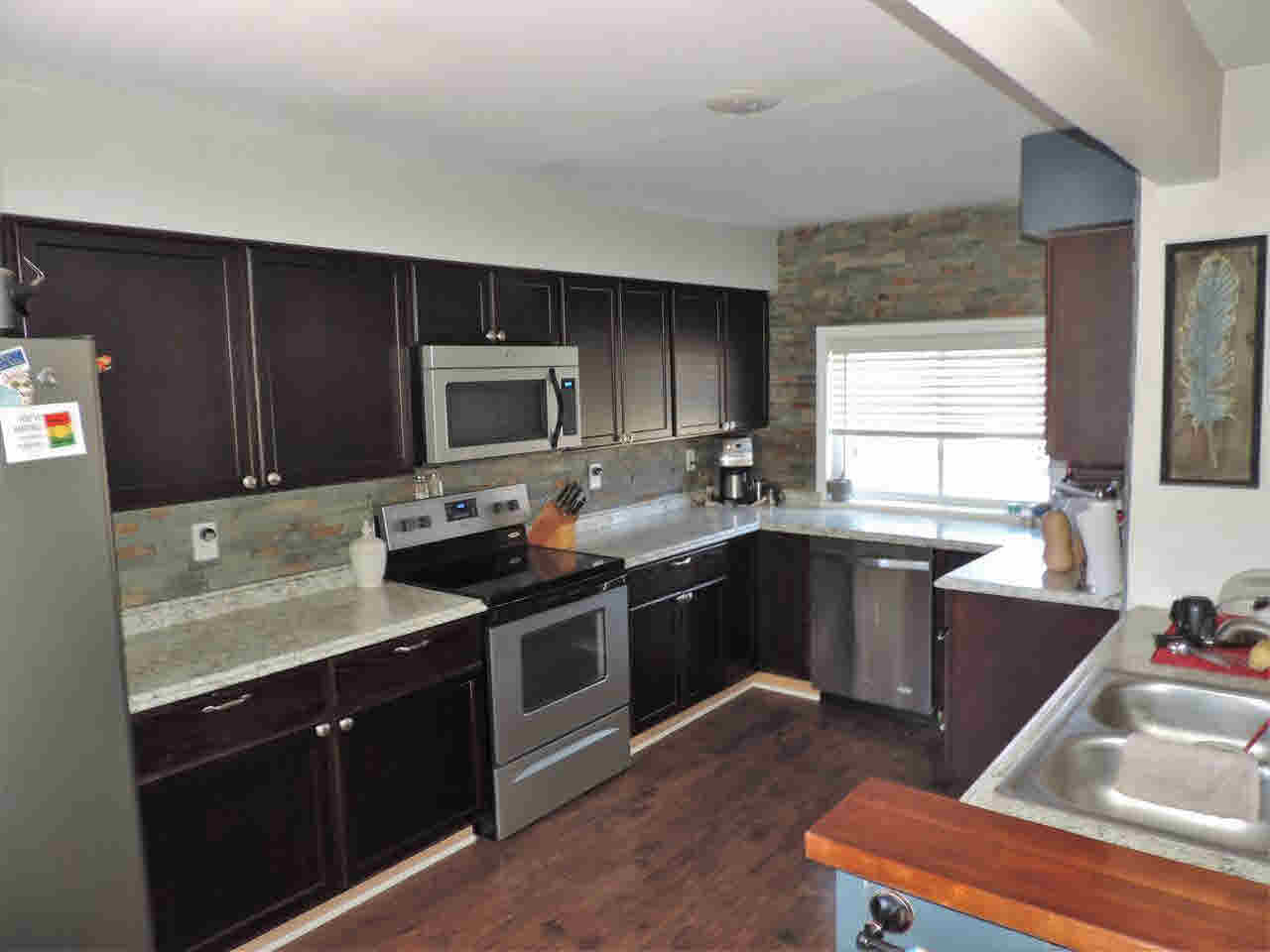 7291 Sharp Road Swartz Creek, MI 48473 - Photo 2 of 30 21427516-1.JPG
