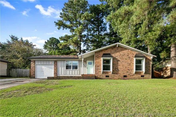 $1,600 | 1857 Geiberger Drive, Fayetteville, NC 28303