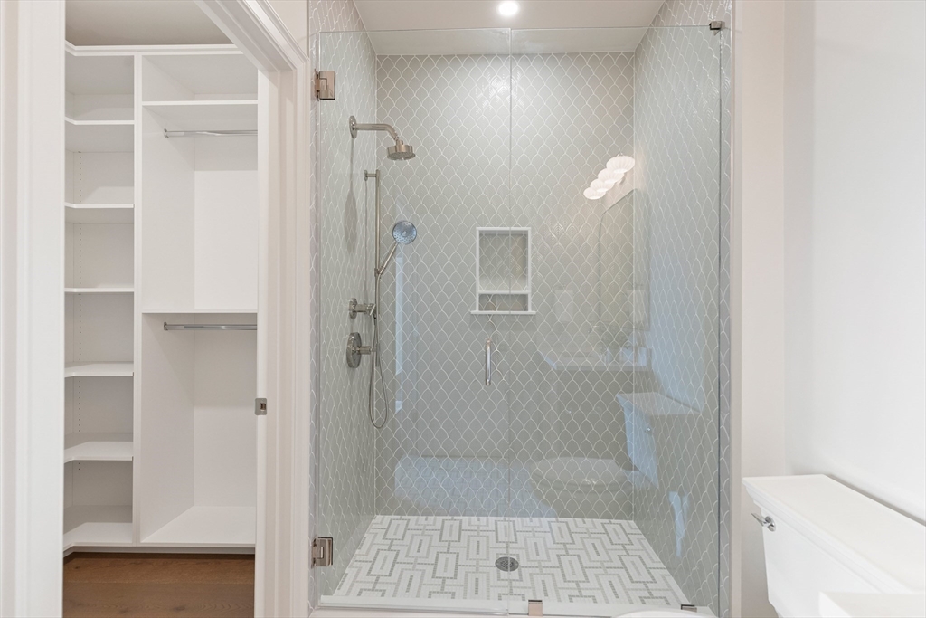8 Common Court Lexington, MA 02421 - Photo 19 of 31