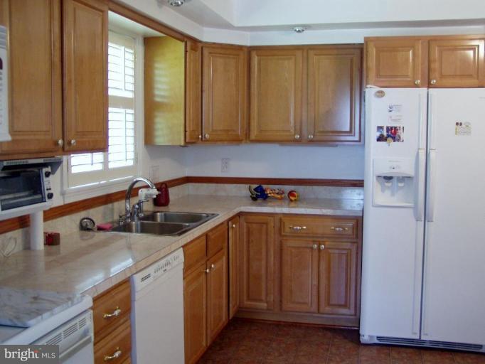 3709 Briars Road Olney, MD 20832 - Photo 13 of 16 Kitchen #2