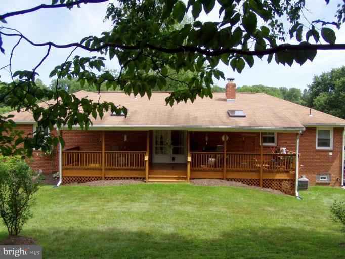 3709 Briars Road Olney, MD 20832 - Photo 15 of 16 Exterior (Rear)