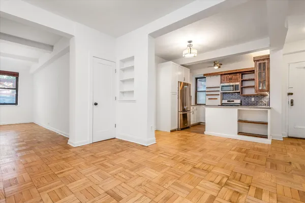 $789,000 | 90 Park Terrace East, Unit 1CD | Inwood