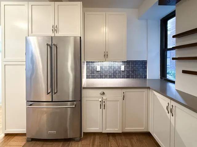 $829,000 | 90 Park Terrace East, Unit 1CD | Inwood