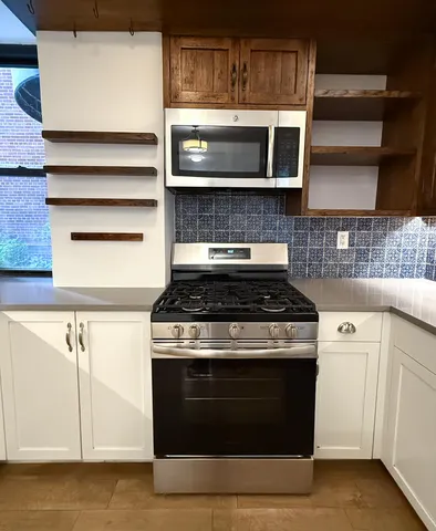 $829,000 | 90 Park Terrace East, Unit 1CD | Inwood