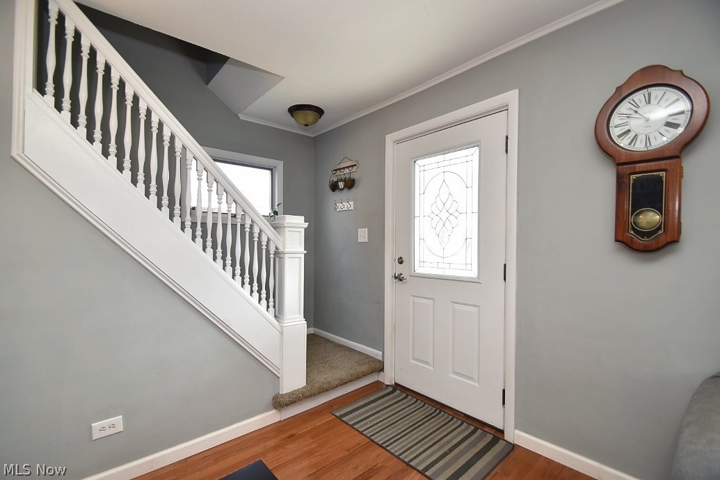 2472 Queenston Road Cleveland, OH 44118 - Photo 3 of 34 Gallery Image 3