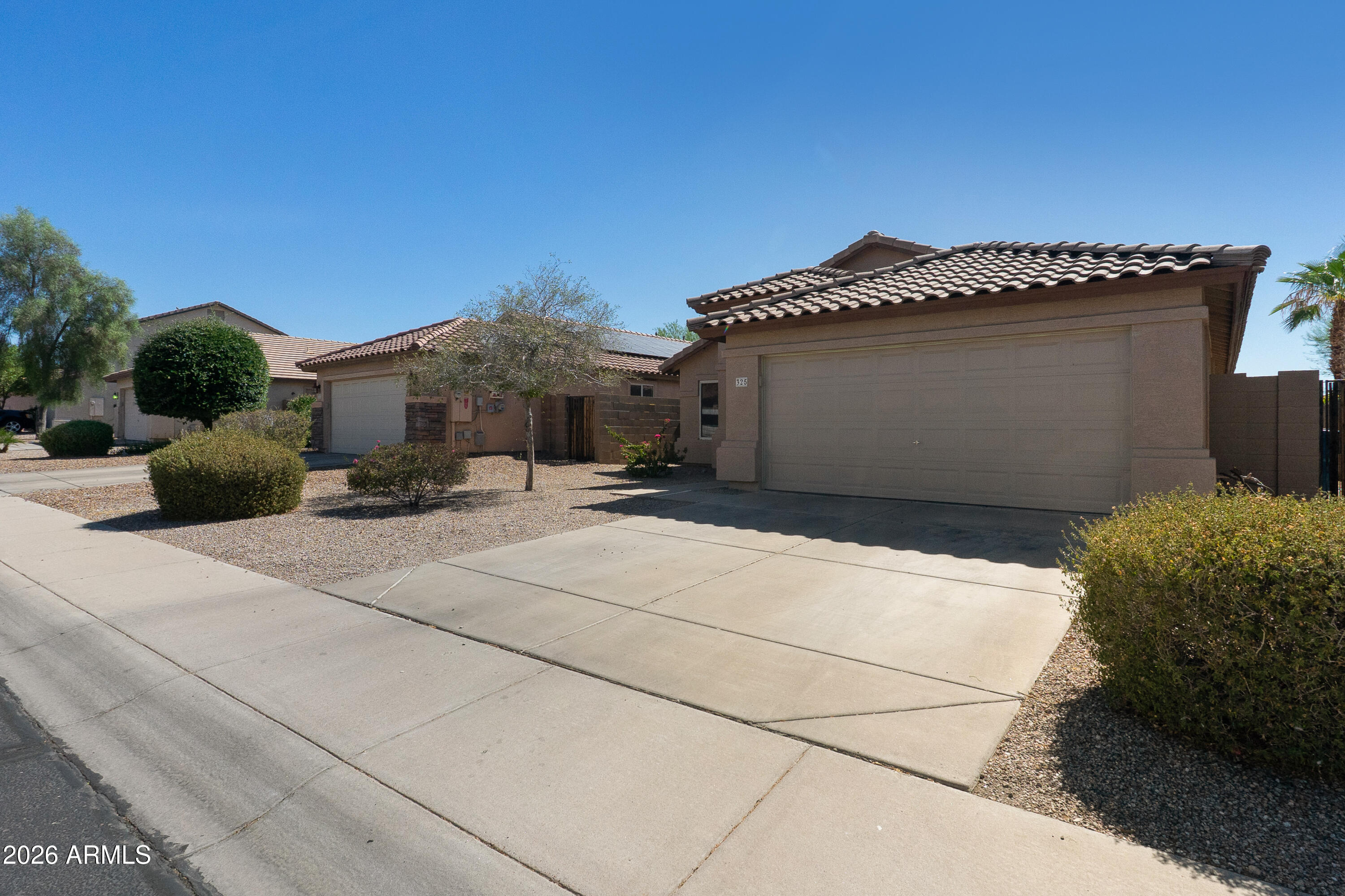 325 South 229th Drive Buckeye, AZ 85326 - Photo 3 of 27 Untitled-24
