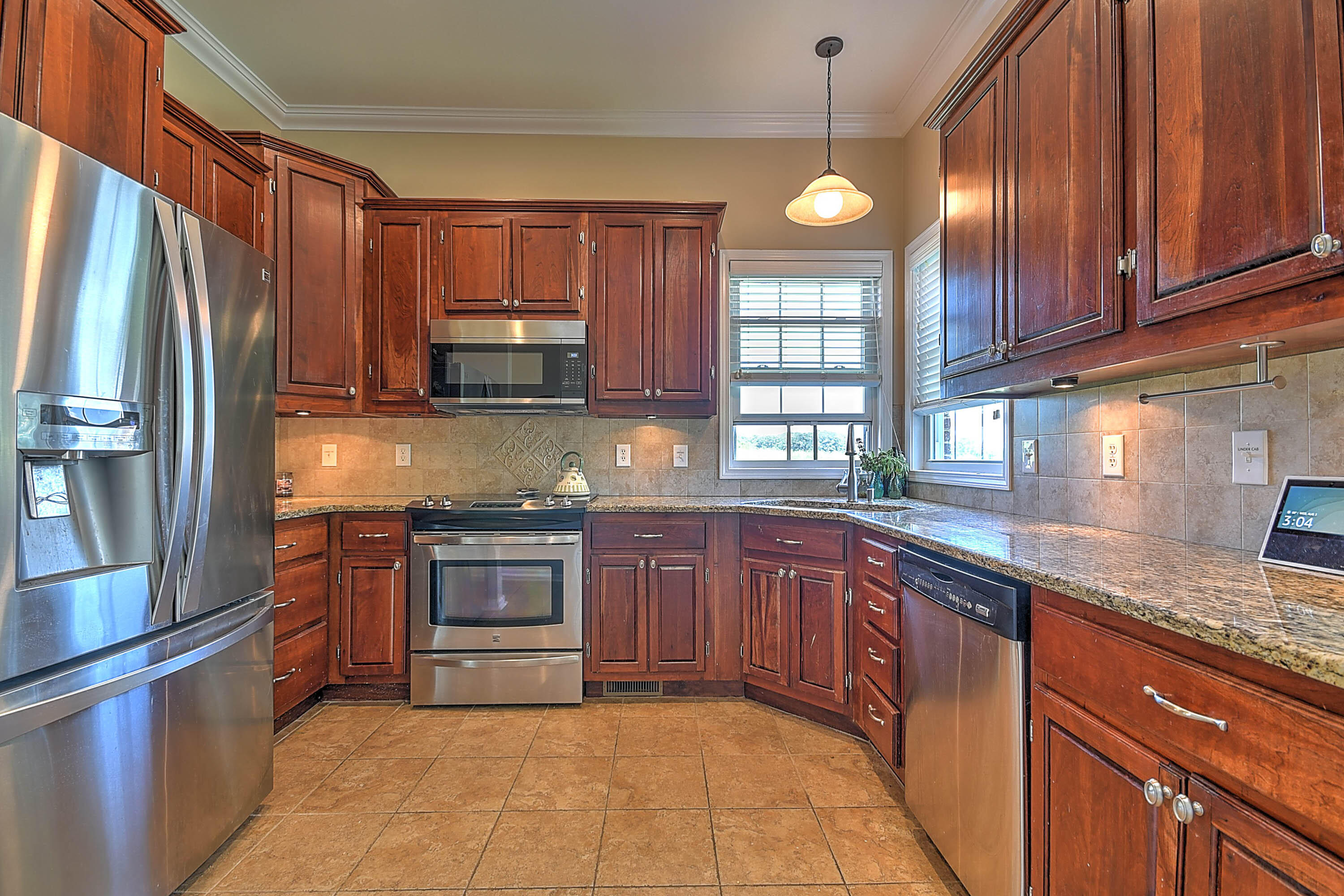 72 East Ridgefield Court Greeneville, TN 37745 - Photo 10 of 36 10