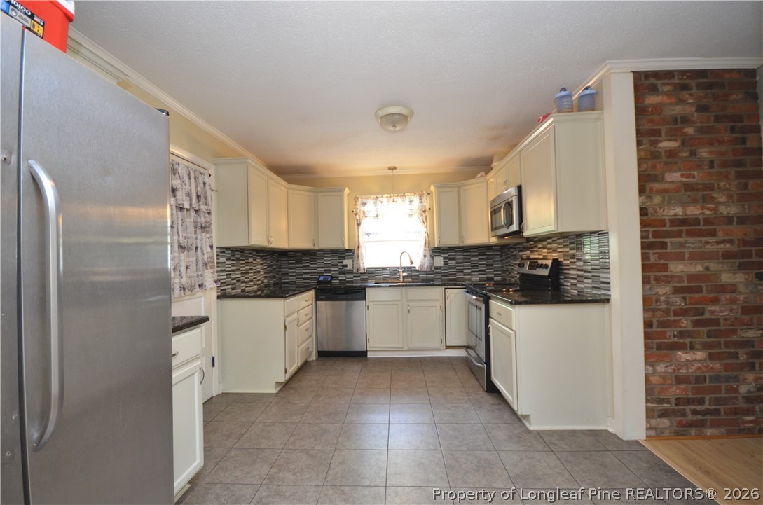 6432 Milford Road Fayetteville, NC 28303 - Photo 11 of 50