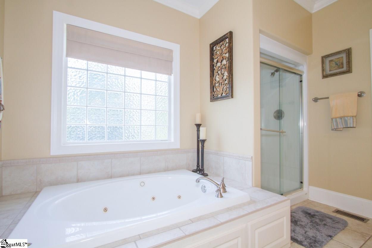 220 Graylyn Drive Anderson, SC 29621 - Photo 23 of 36 Gallery Image 23