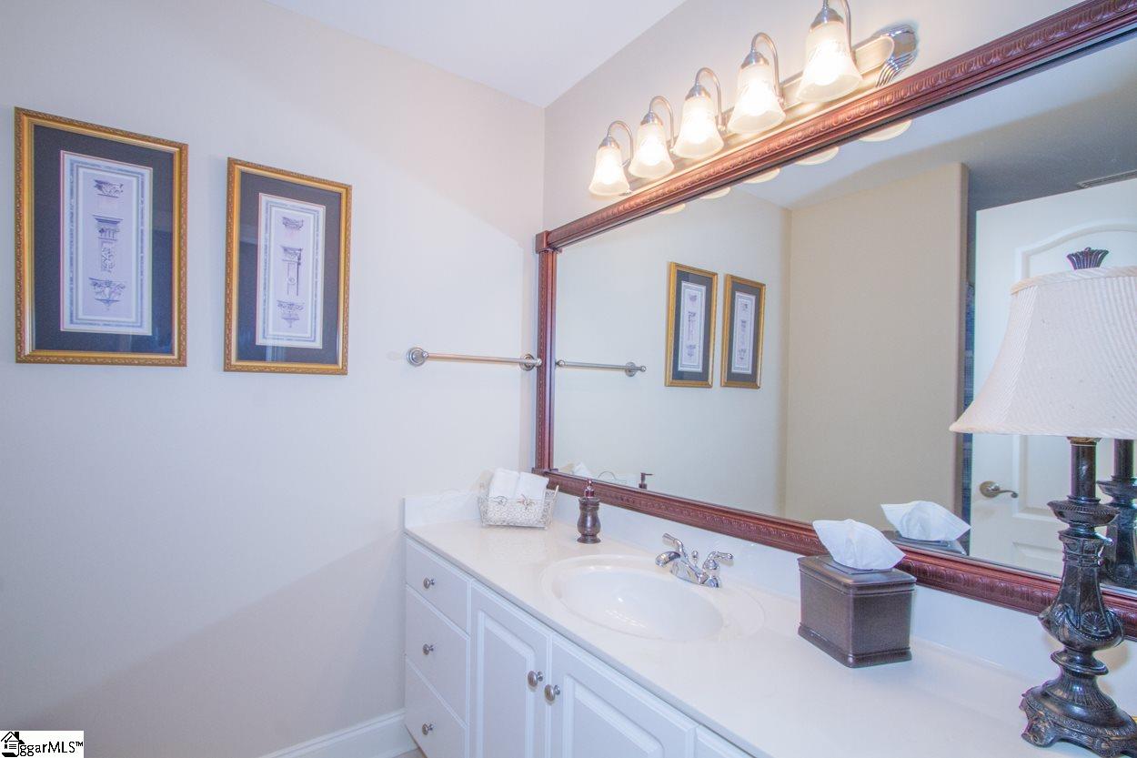 220 Graylyn Drive Anderson, SC 29621 - Photo 31 of 36 Gallery Image 31
