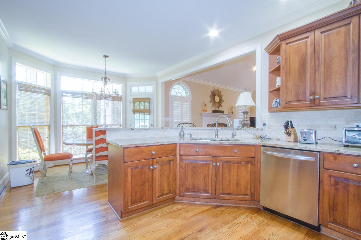 220 Graylyn Drive Anderson, SC 29621 - Photo 7 of 36 Gallery Image 7