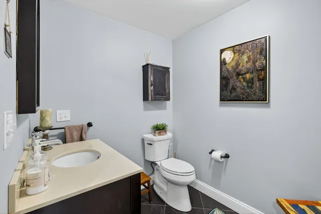 $1,200,000 | 30 Crystal Lane, Tilton, NH 03276