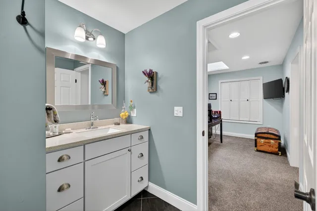 $1,200,000 | 30 Crystal Lane, Tilton, NH 03276