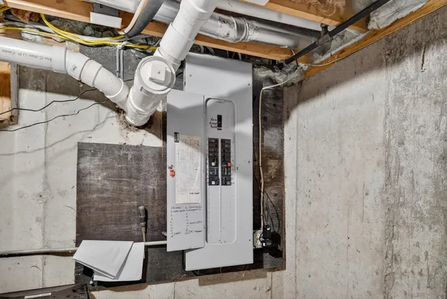 $1,200,000 | 30 Crystal Lane, Tilton, NH 03276