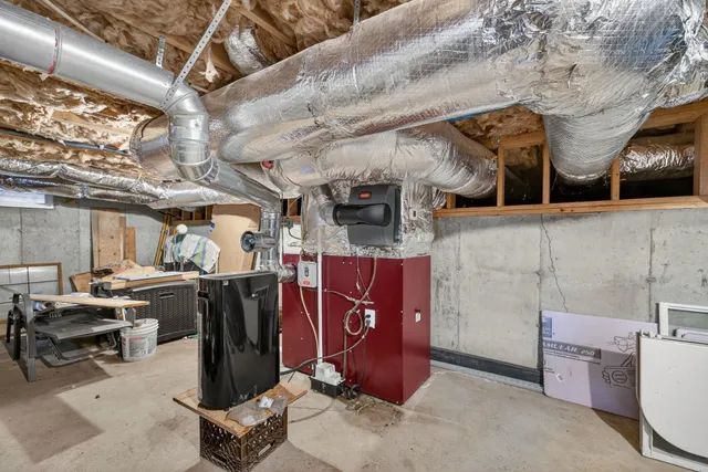 $1,200,000 | 30 Crystal Lane, Tilton, NH 03276