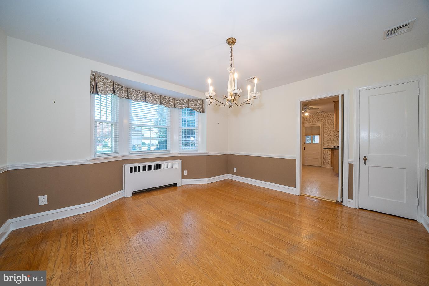 17 Fairfield Road Havertown, PA 19083 - Photo 8 of 30 Dining room