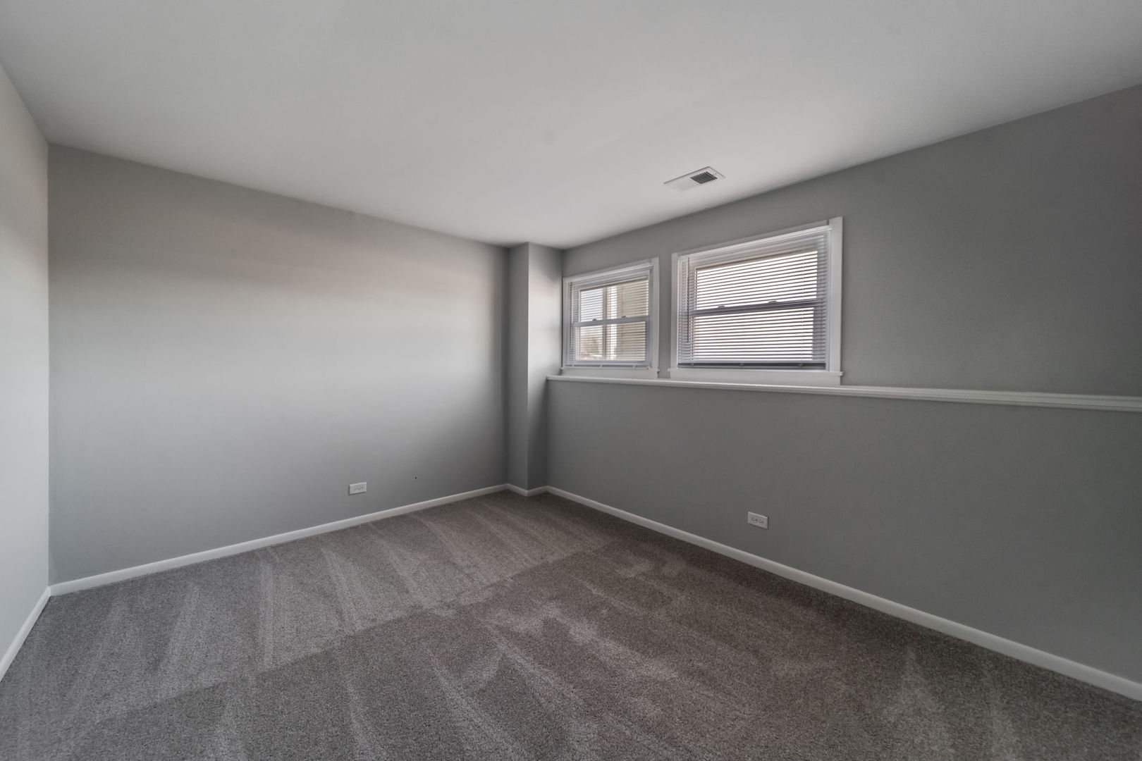 526 King Arthur Way Bolingbrook, IL 60440 - Photo 24 of 33