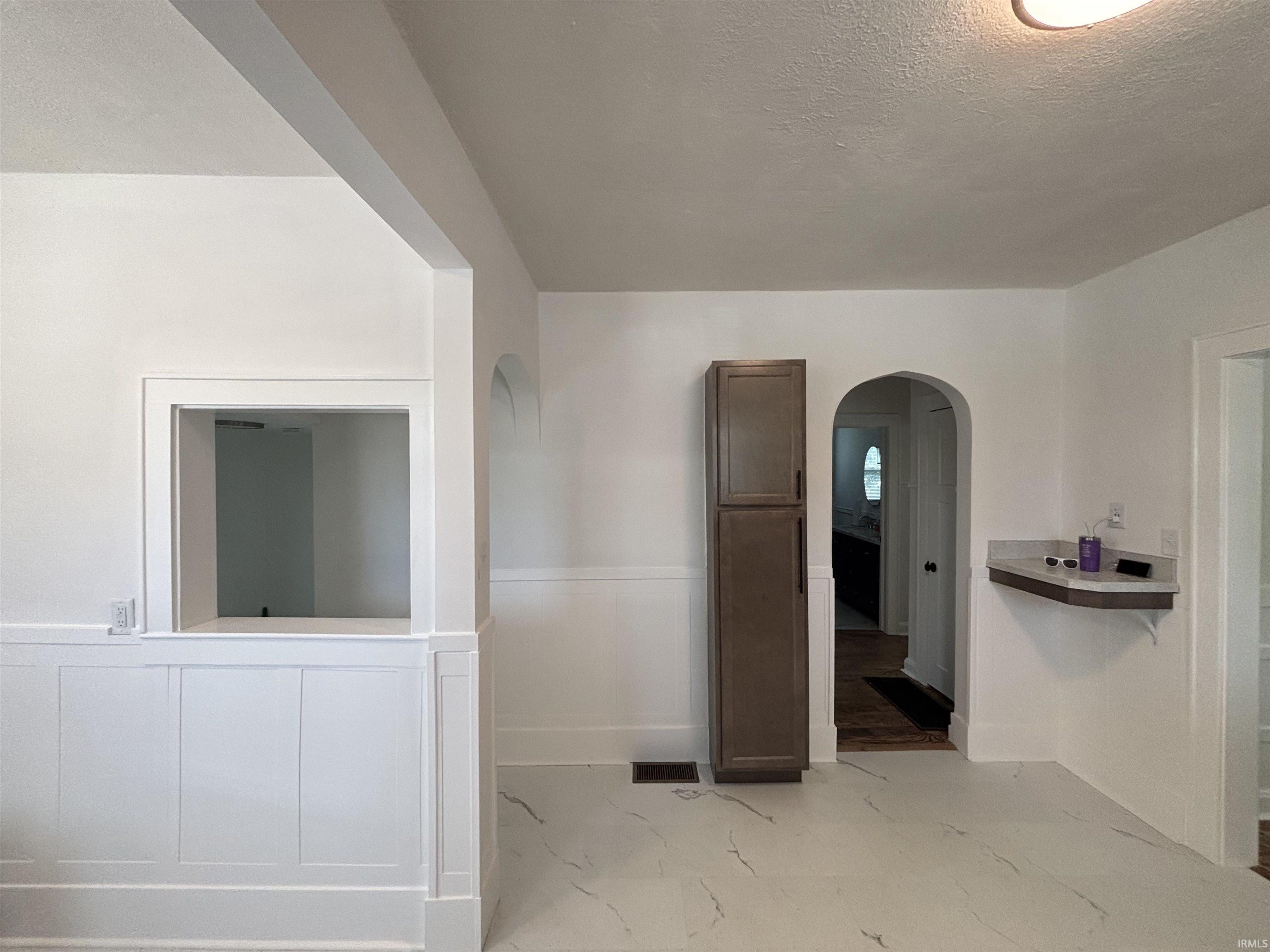 2521 North Red Bank Road Evansville, IN 47720 - Photo 13 of 36