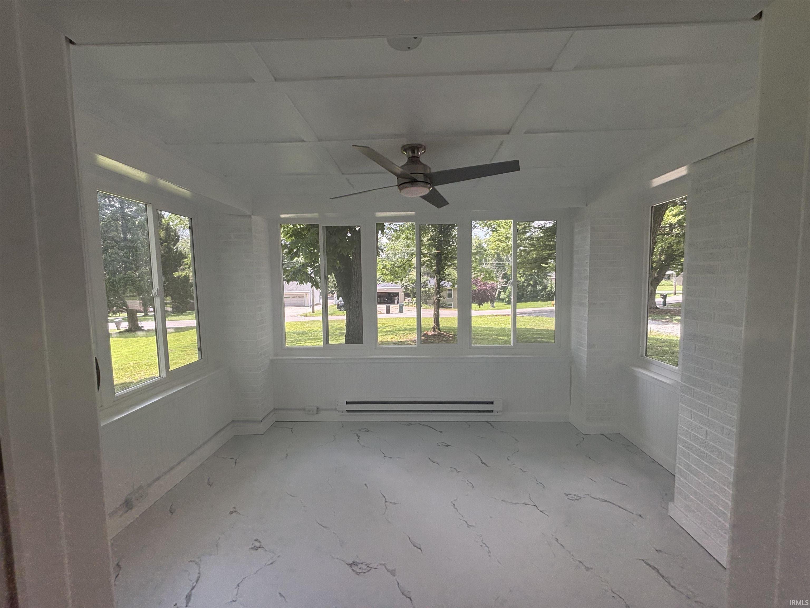 2521 North Red Bank Road Evansville, IN 47720 - Photo 8 of 36