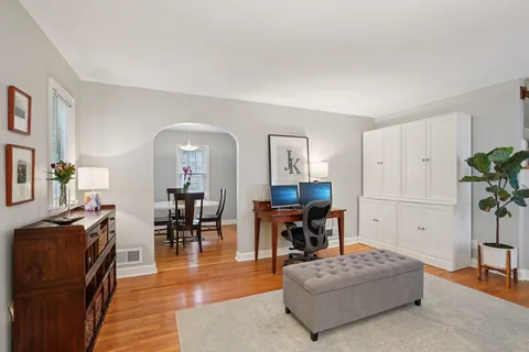 $699,900 | 821 Minakwa Drive, Madison, WI 53711