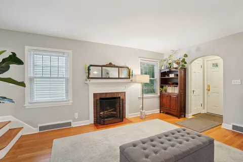 $699,900 | 821 Minakwa Drive, Madison, WI 53711