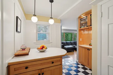 $699,900 | 821 Minakwa Drive, Madison, WI 53711