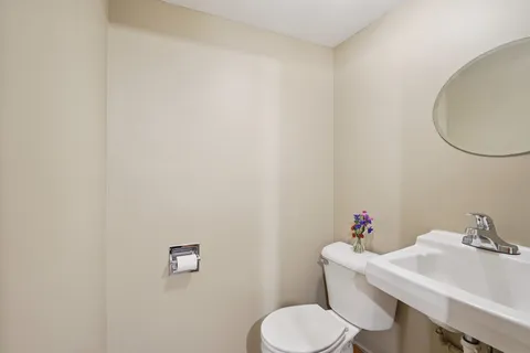 $699,900 | 821 Minakwa Drive, Madison, WI 53711