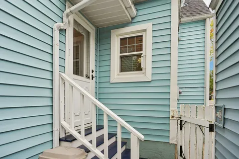 $699,900 | 821 Minakwa Drive, Madison, WI 53711