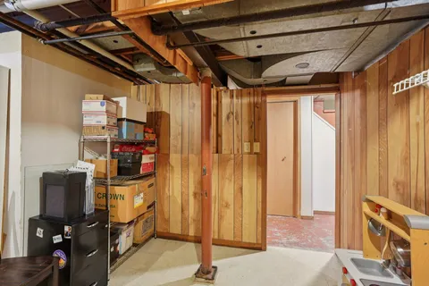 $699,900 | 821 Minakwa Drive, Madison, WI 53711