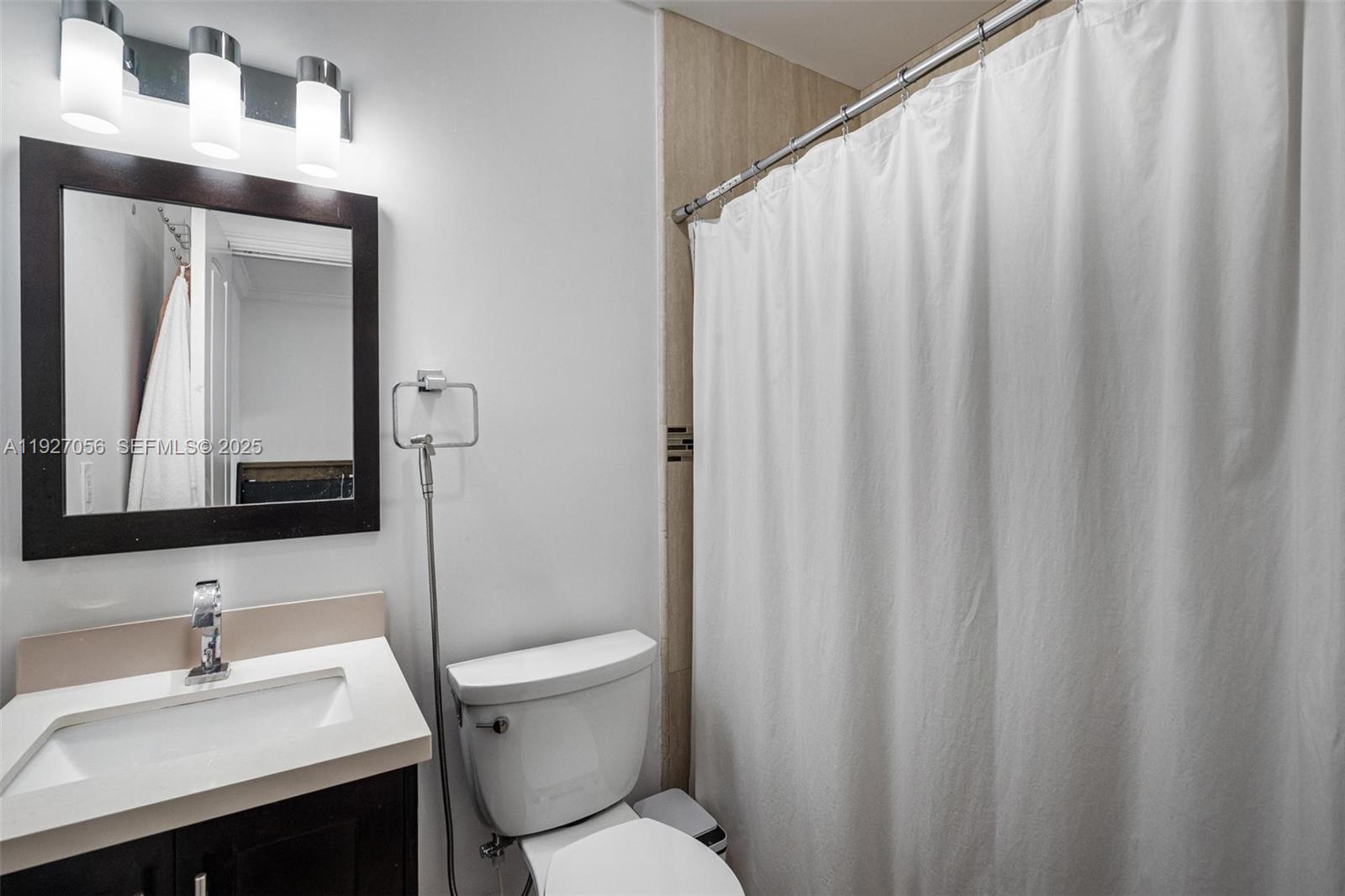 141 Southwest 51st Court Miami, FL 33134 - Photo 17 of 22