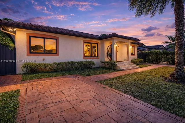 $998,500 | 141 Southwest 51st Court, Miami, FL 33134