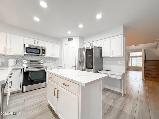 $3,495 | 1705 East Yukon Drive, Phoenix, AZ 85024