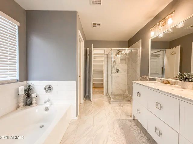 $3,495 | 1705 East Yukon Drive, Phoenix, AZ 85024