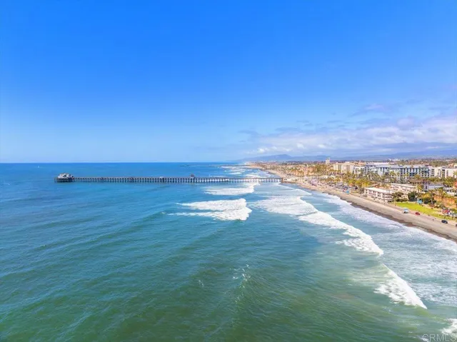 $2,999 | 406 South Cleveland Street, Oceanside, CA 92054