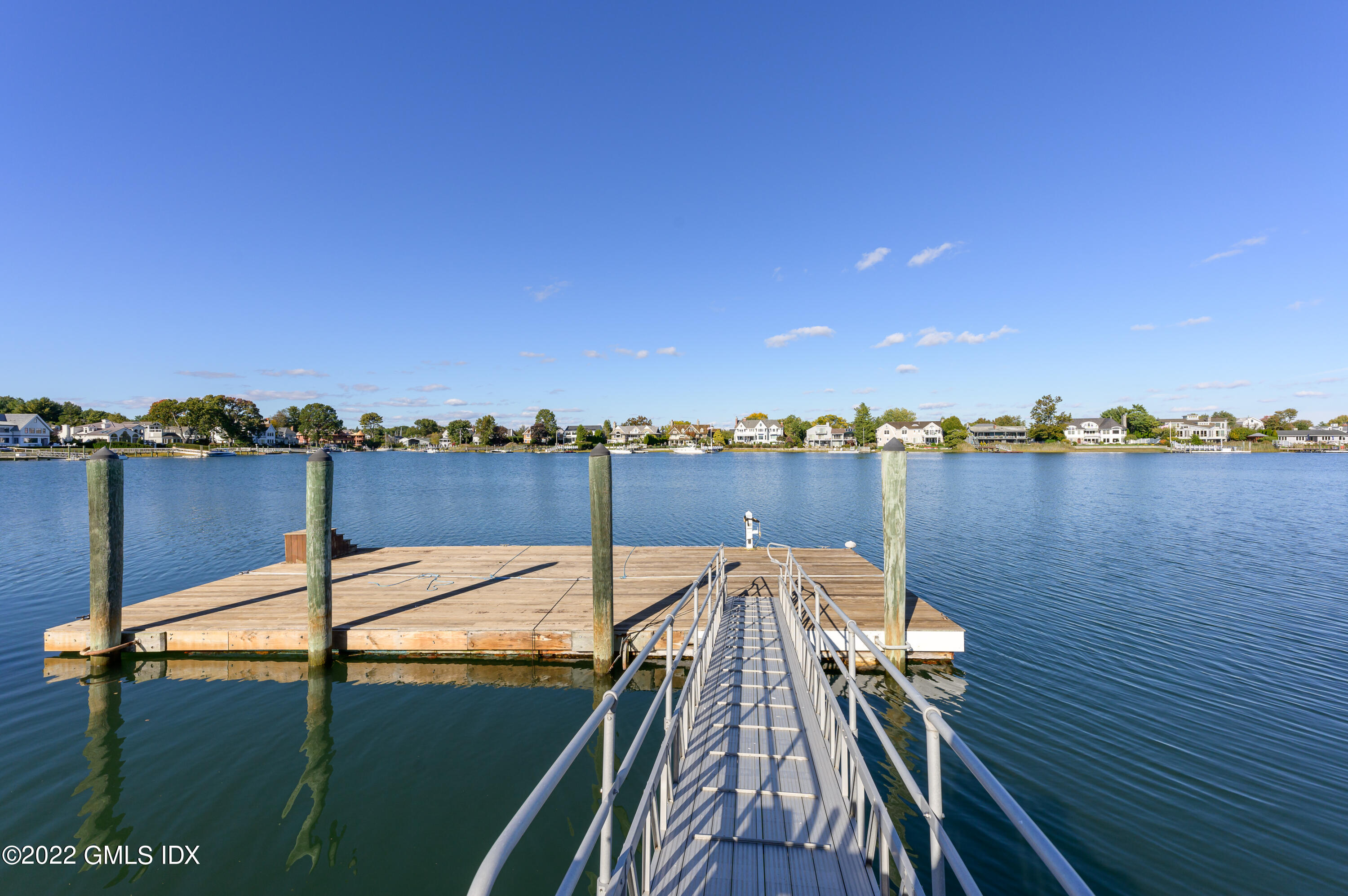 30 Surf Road Westport, CT 06880 - Photo 39 of 59 a view of a balcony with wooden floor and city view