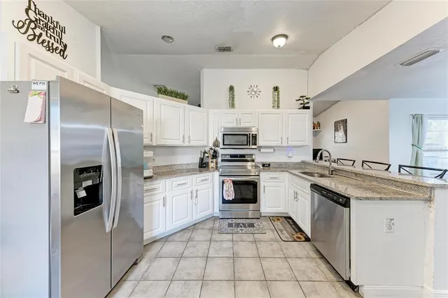 $345,000 | 1541 Long Pond Drive, Valrico, FL 33594