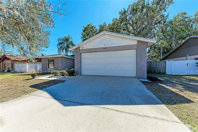 $345,000 | 1541 Long Pond Drive, Valrico, FL 33594