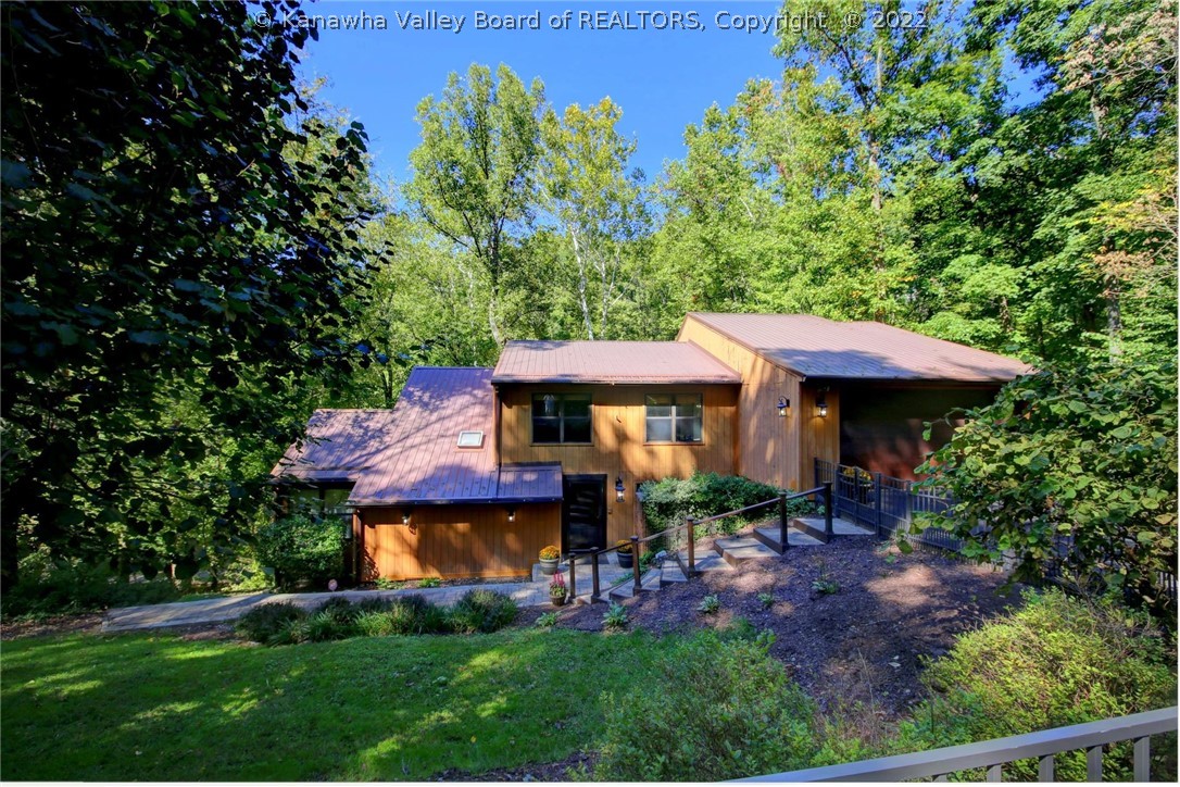 1415 Stonehenge Road Charleston, WV 25314 - Photo 1 of 47 Gallery Image 1