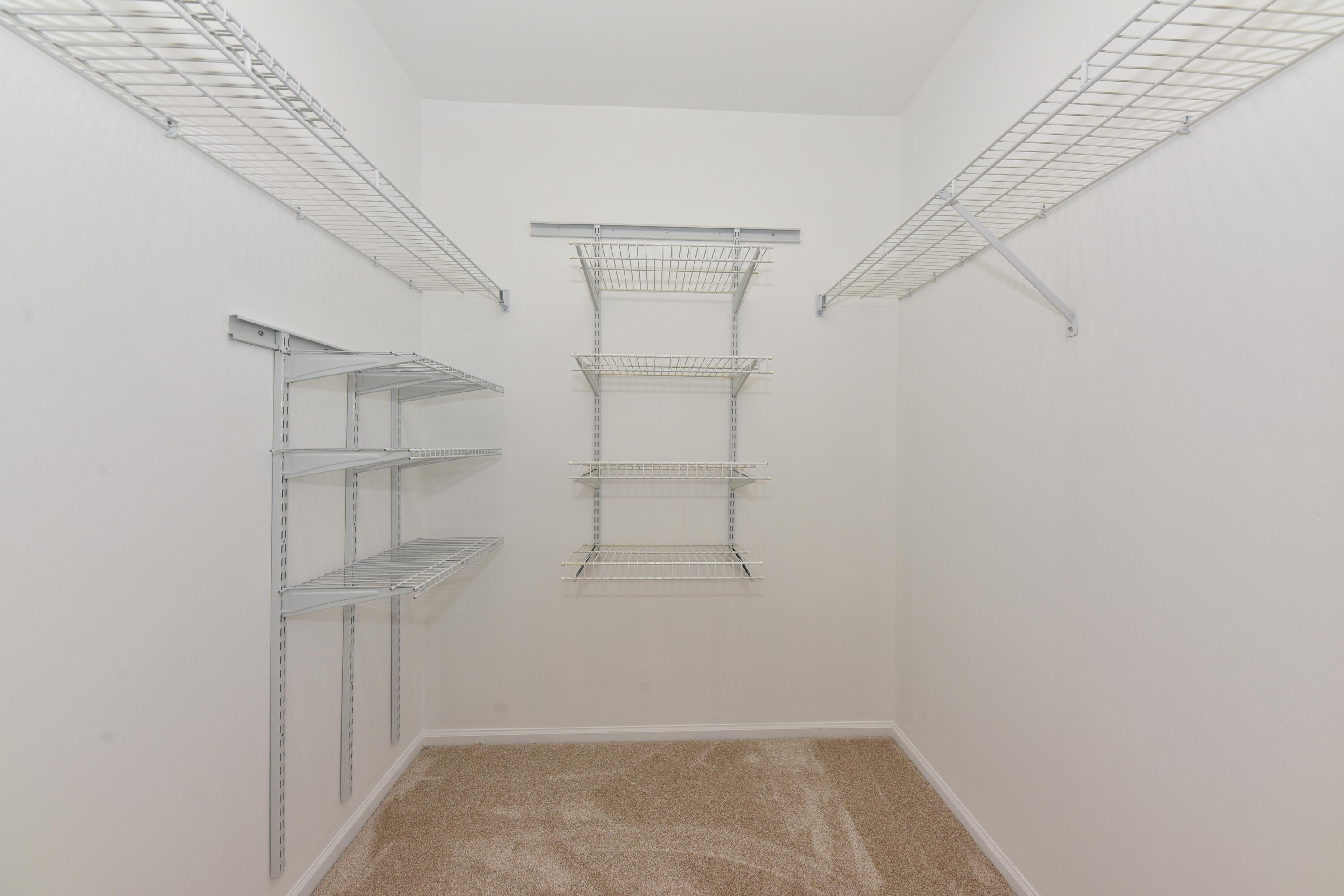 1600 West Green Tree Road, Unit 225 Glendale, WI 53209 - Photo 21 of 33 DSC_7866