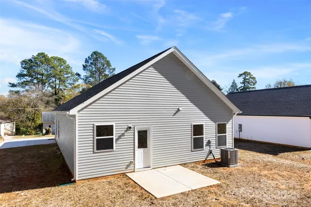 $235,000 | 607 Meadow Avenue, Spencer, NC 28159