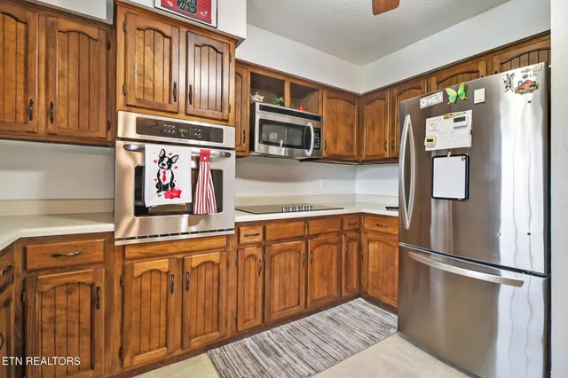 $400,000 | 1036 Pigeon Ridge Road, Crossville, TN 38555