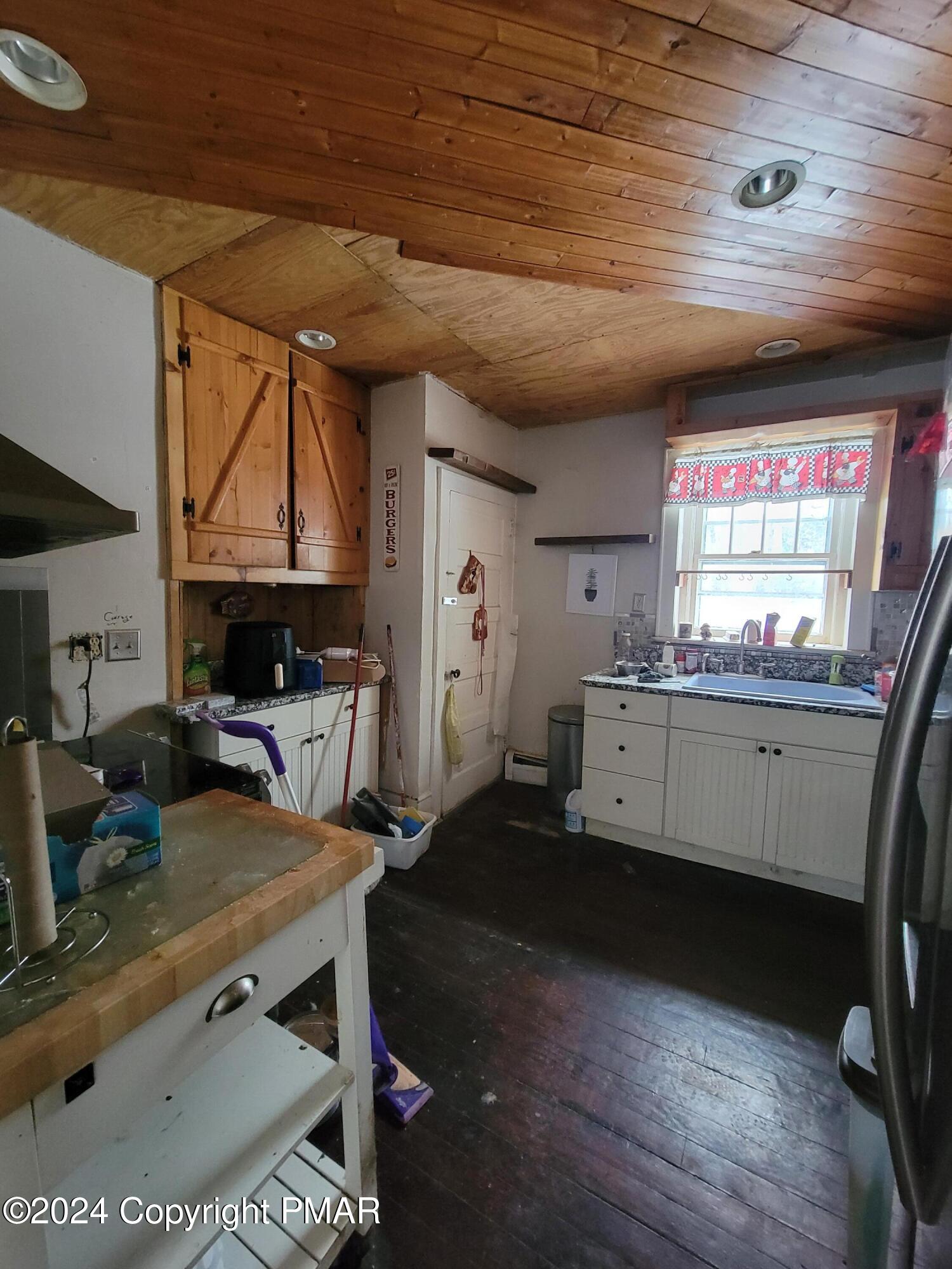 2261 Long Pond Road Long Pond, PA 18334 - Photo 8 of 17 20241204_101226