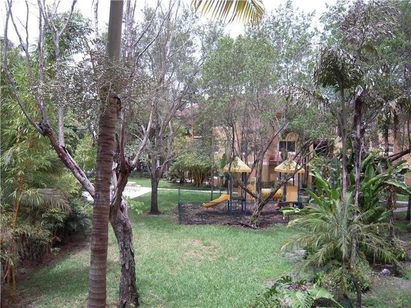 751 North Pine Island Road, Unit 205 Plantation, FL 33324 - Photo 8 of 10 Photo 8