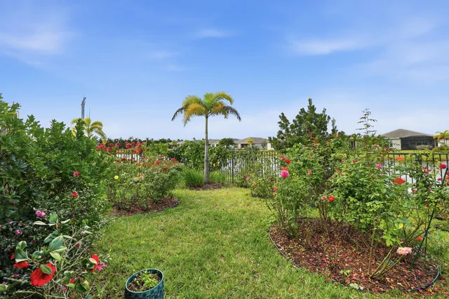 $725,000 | 11902 Southwest Coral Cove Parkway, Port St. Lucie, FL 34987