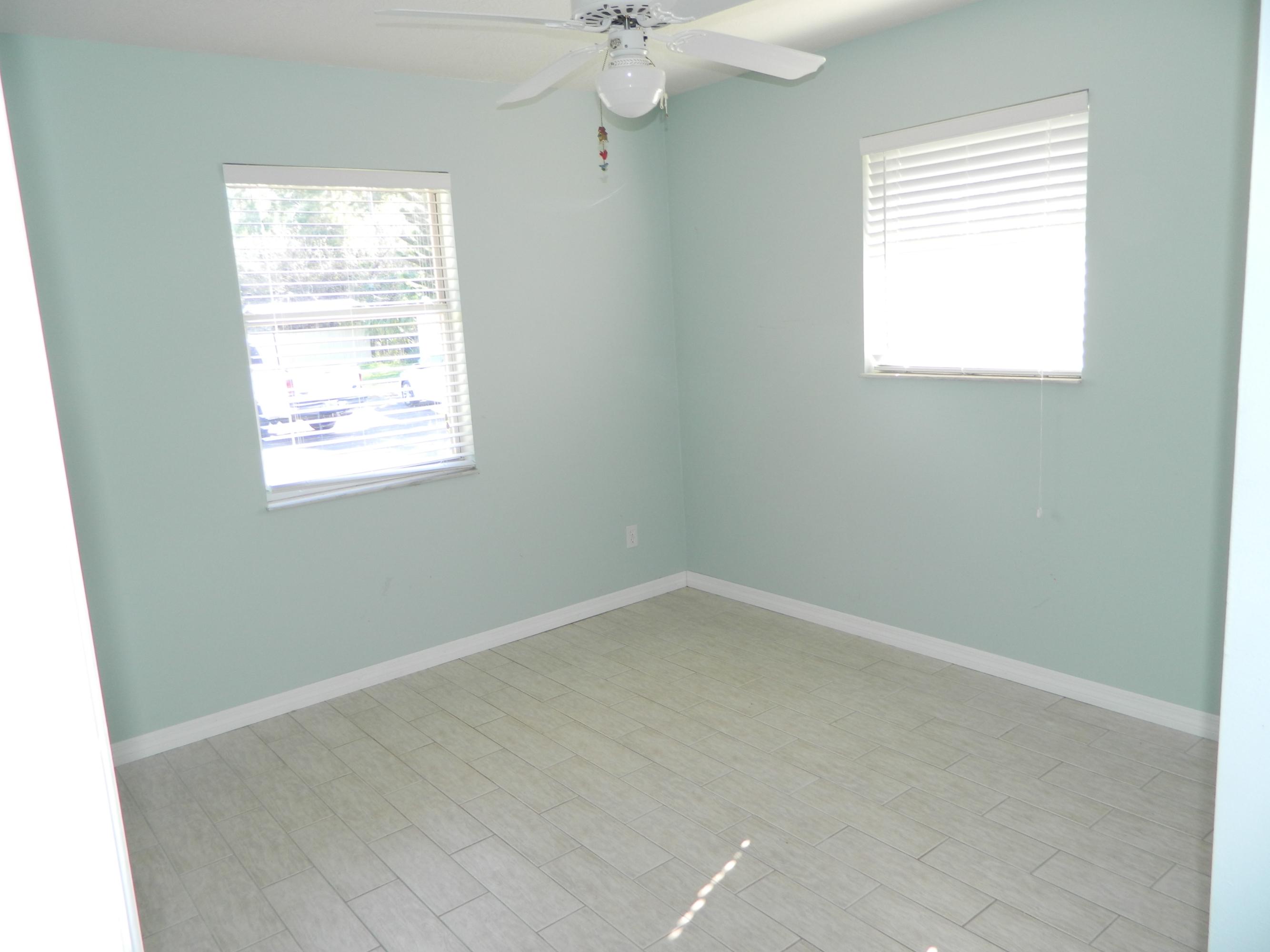 2340 South Rock Road Fort Pierce, FL 34945 - Photo 12 of 18 DSCN2784