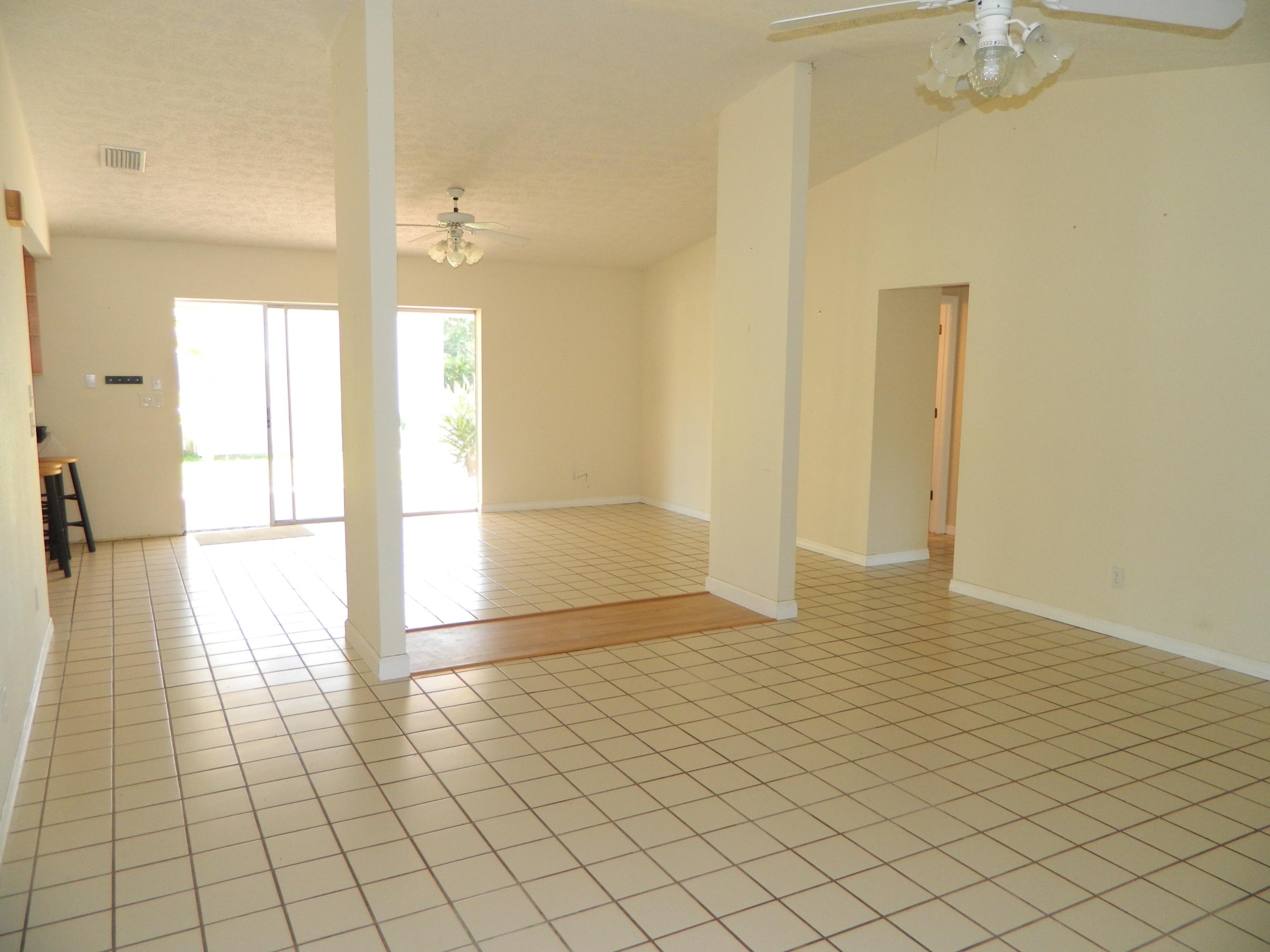 2340 South Rock Road Fort Pierce, FL 34945 - Photo 10 of 18 DSCN2787
